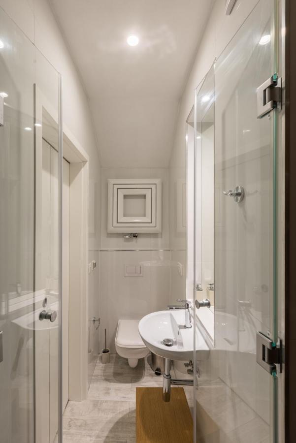 Tcz Wozna Aparthotel Poznan Ngoại thất bức ảnh